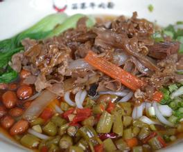 湘西苗寨牛肉粉